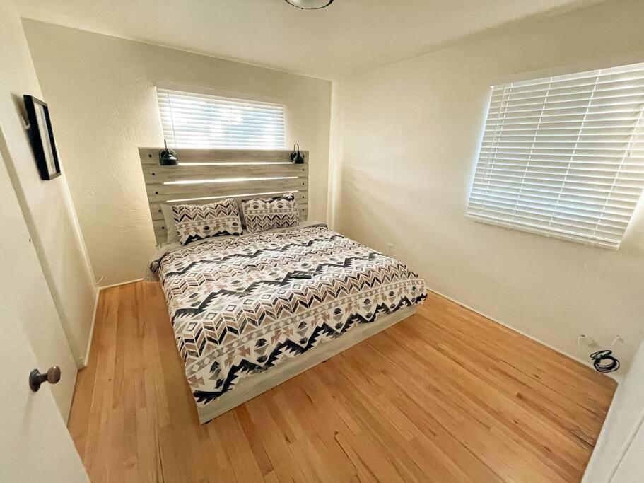 Pet Friendly! Private Casita In Nob Hill Villa Albuquerque Eksteriør bilde