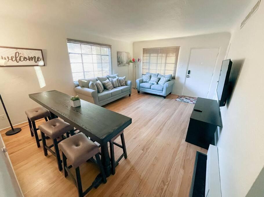 Pet Friendly! Private Casita In Nob Hill Villa Albuquerque Eksteriør bilde