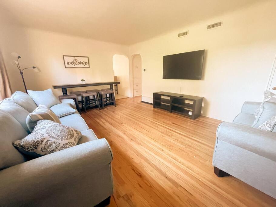 Pet Friendly! Private Casita In Nob Hill Villa Albuquerque Eksteriør bilde