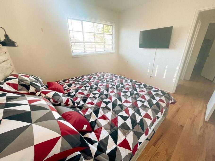 Pet Friendly! Private Casita In Nob Hill Villa Albuquerque Eksteriør bilde